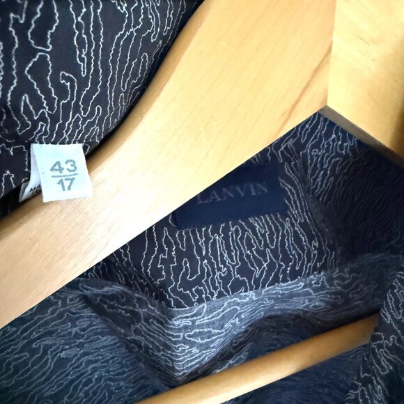 size 43/17 Lanvin Mens Long Sleeve Button-Up Shirt Abstract Pattern Black & Whit - Picture 4 of 7